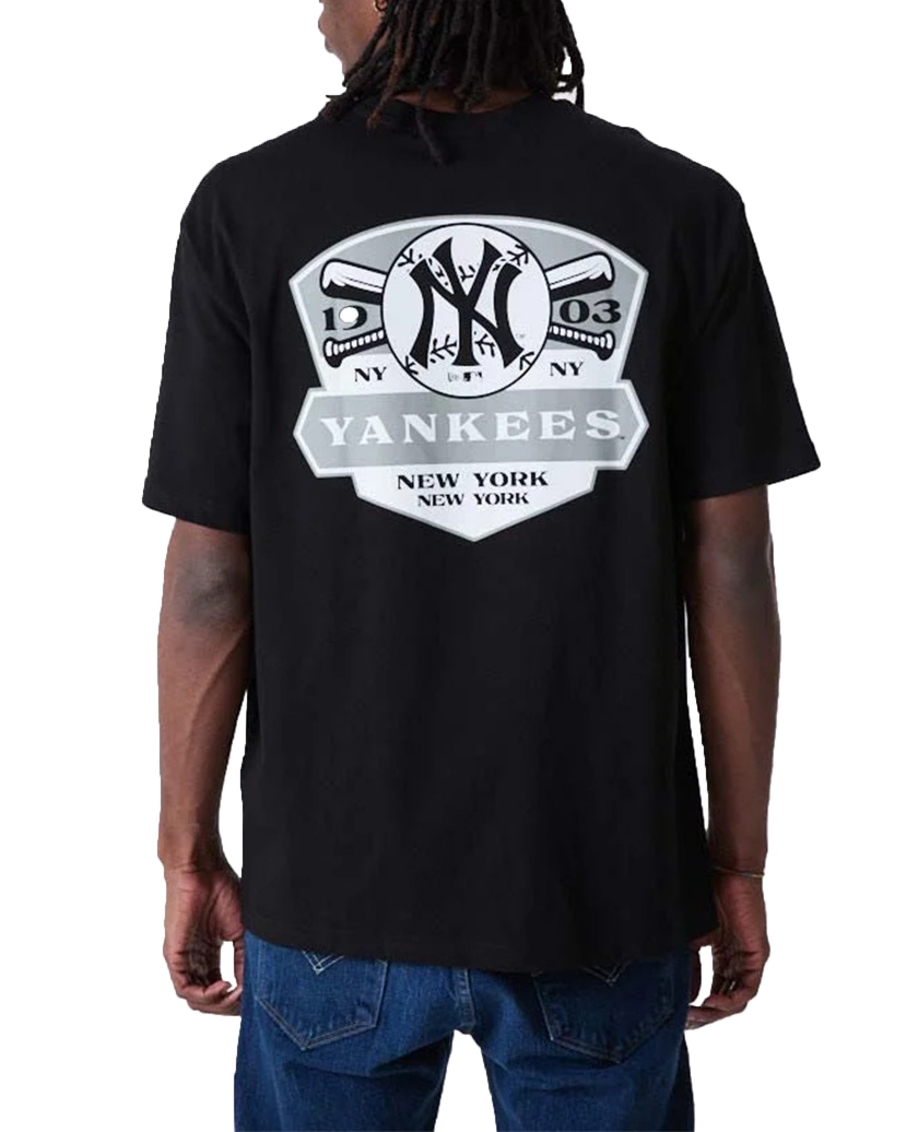 NEW YORK YANKEES GRAPHIC OVERSIZED BLACK T-SHIRT